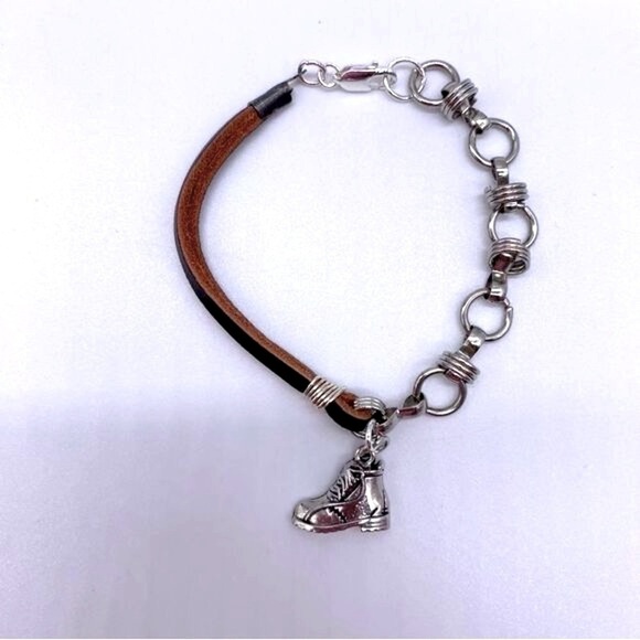 Handmade Real cow leather strong chain boot charm, unisex bracelet. New - Picture 1 of 8